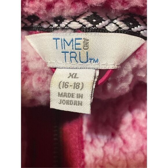 Time and Tru 1/2 Zip Fuzzy Dark Pink/Maroon Pullover - Picture 3 of 9